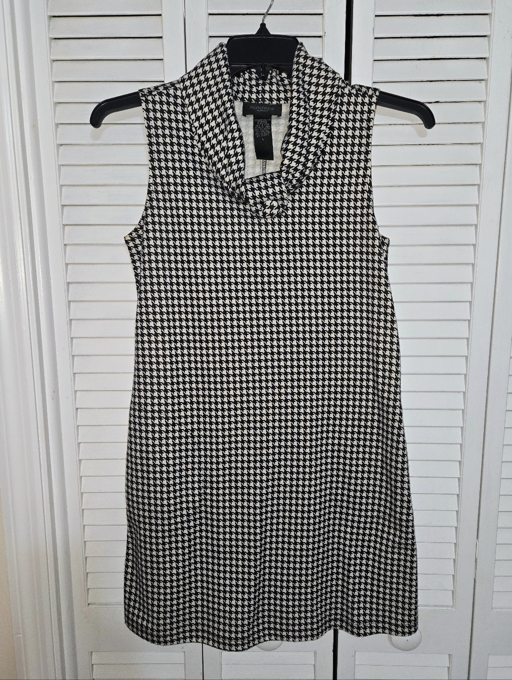 Alyn Paige Women's L Sleeveless Houndstooth Shift Dress - Black & White